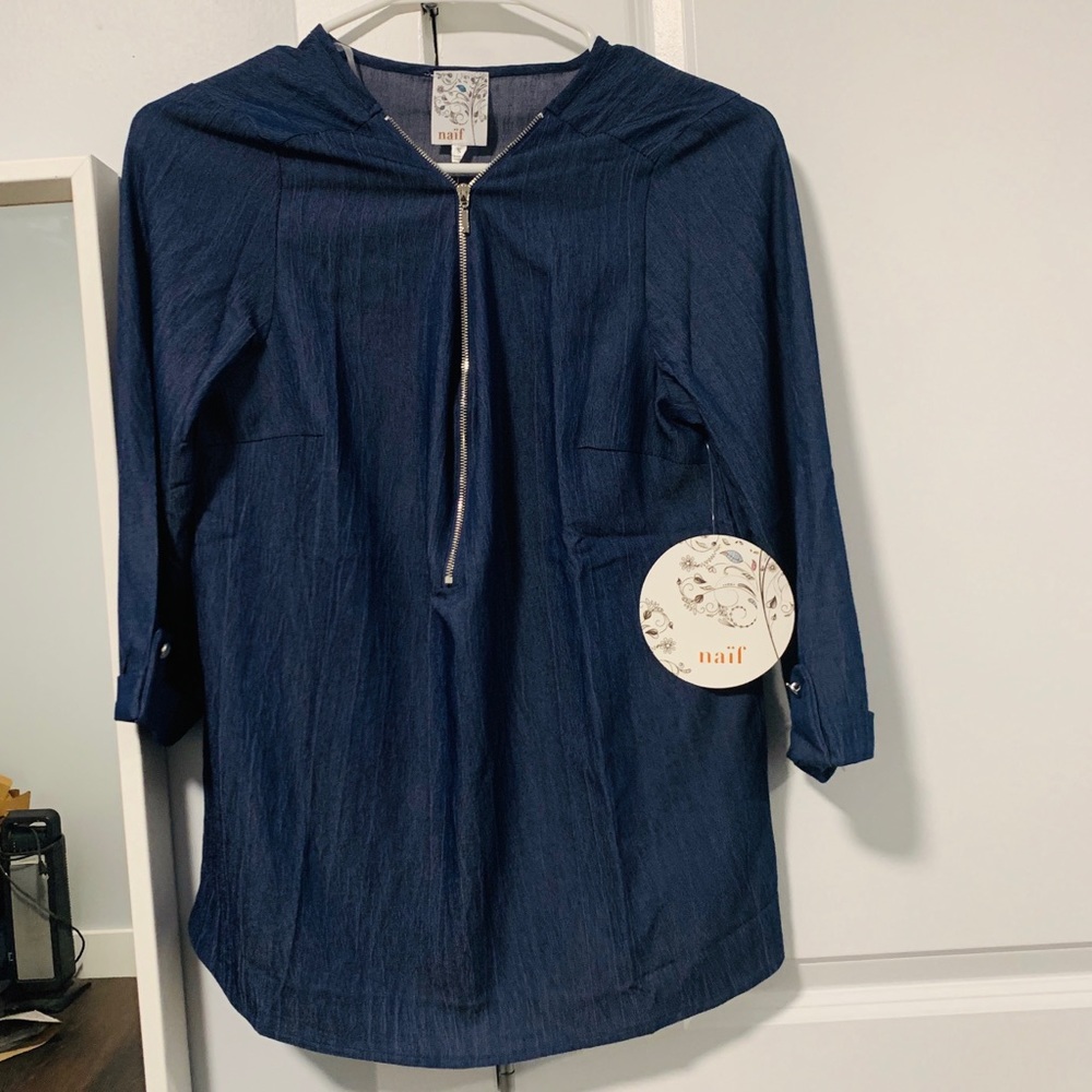 NAIF Zipper Blouse